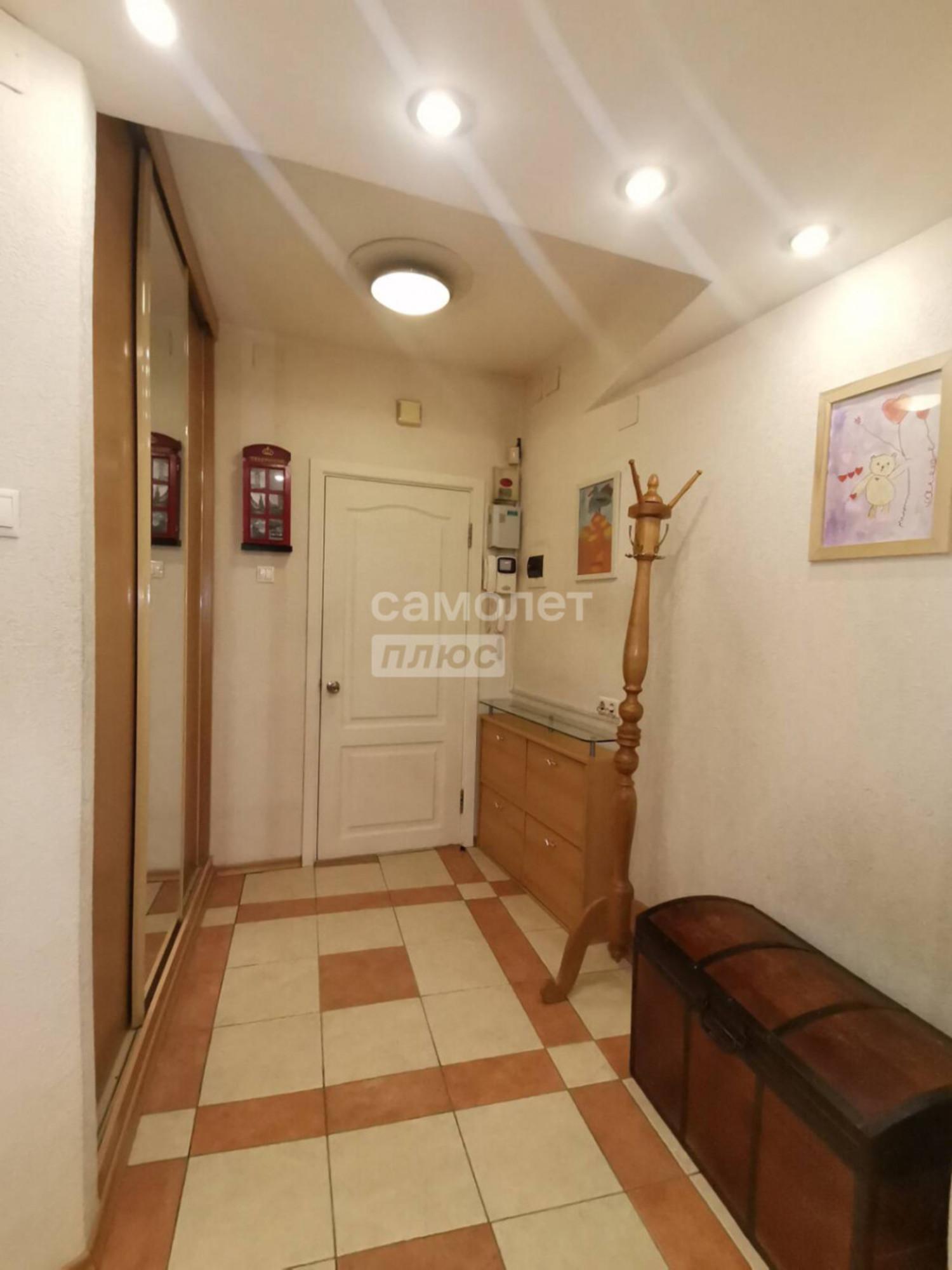 Продажа 3-комн квартиры Красный проспект, 186