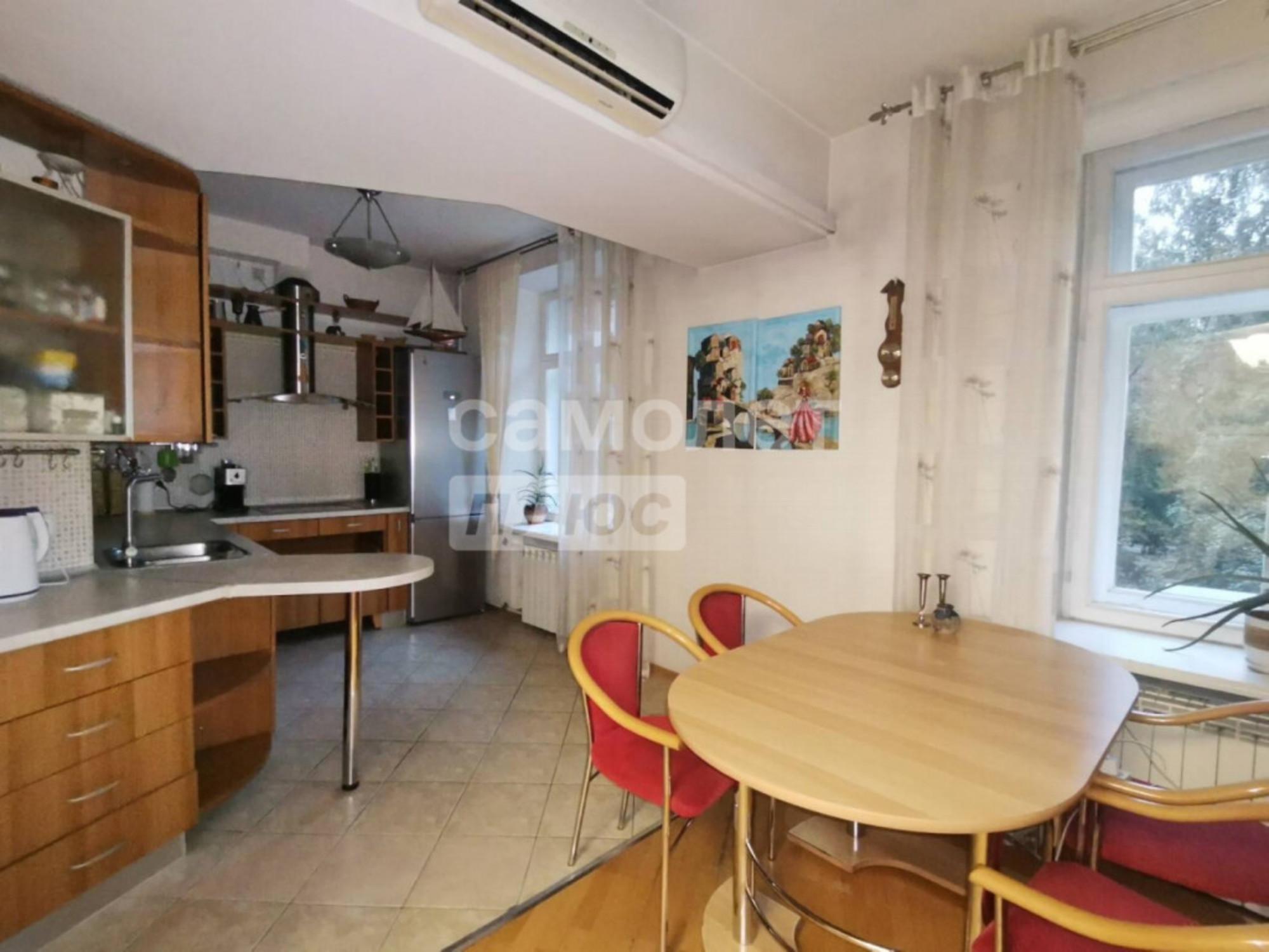 Продажа 3-комн квартиры Красный проспект, 186