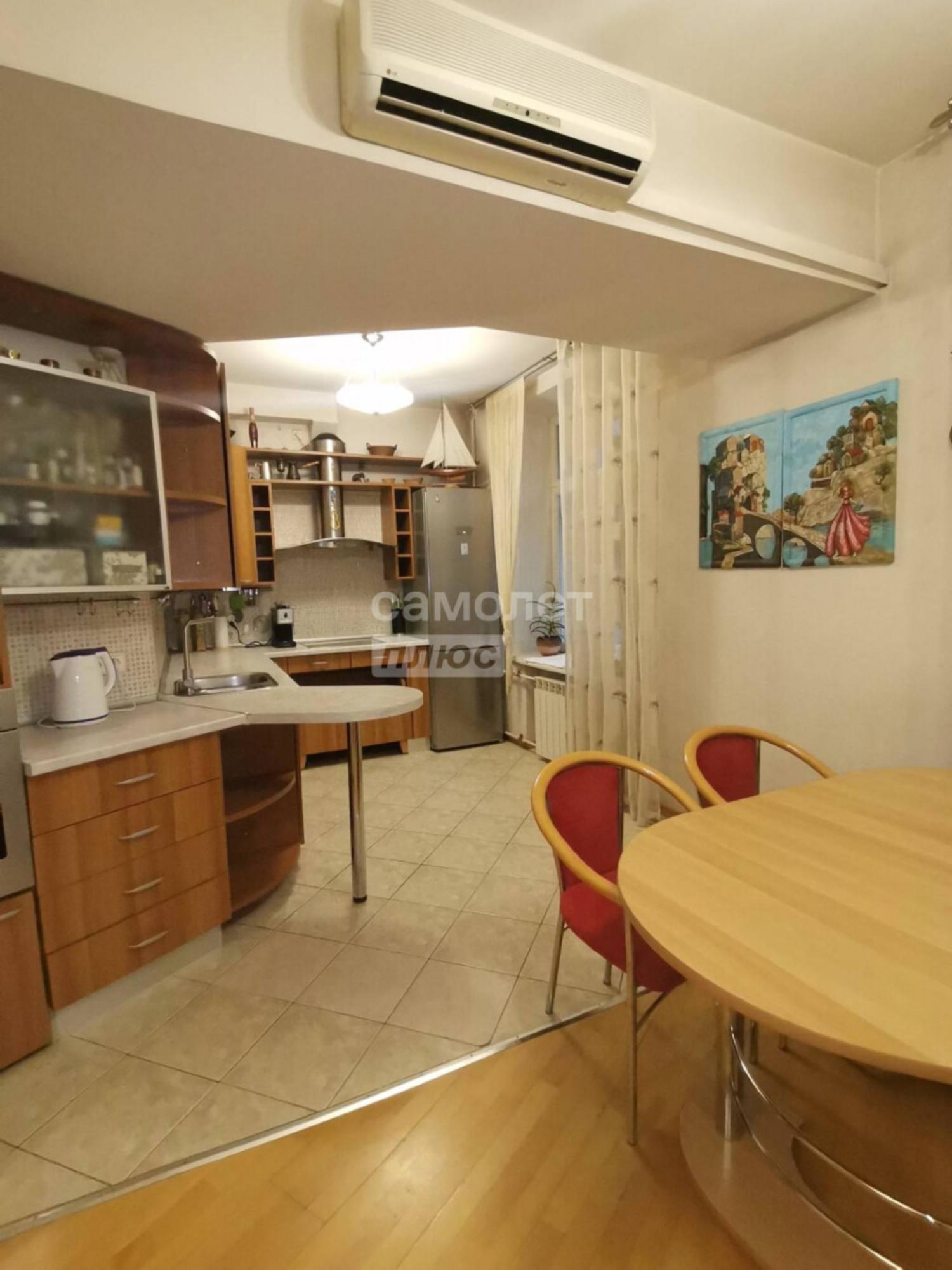 Продажа 3-комн квартиры Красный проспект, 186