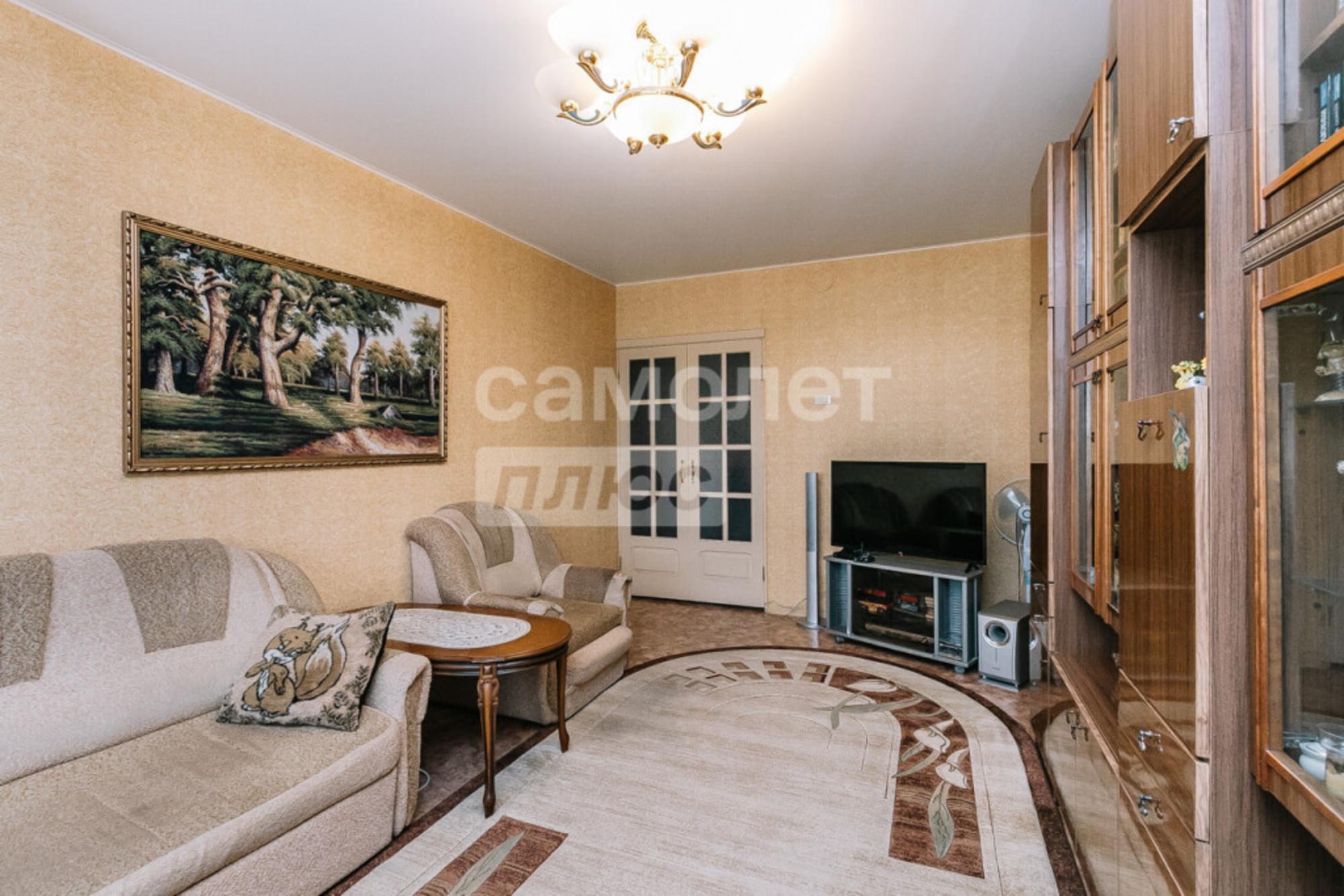 Продажа 3-комн квартиры Бориса Богаткова, 194/9