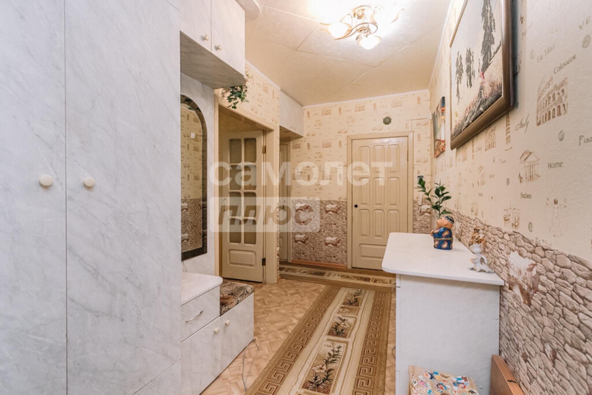 Продажа 3-комн квартиры Бориса Богаткова, 194/9