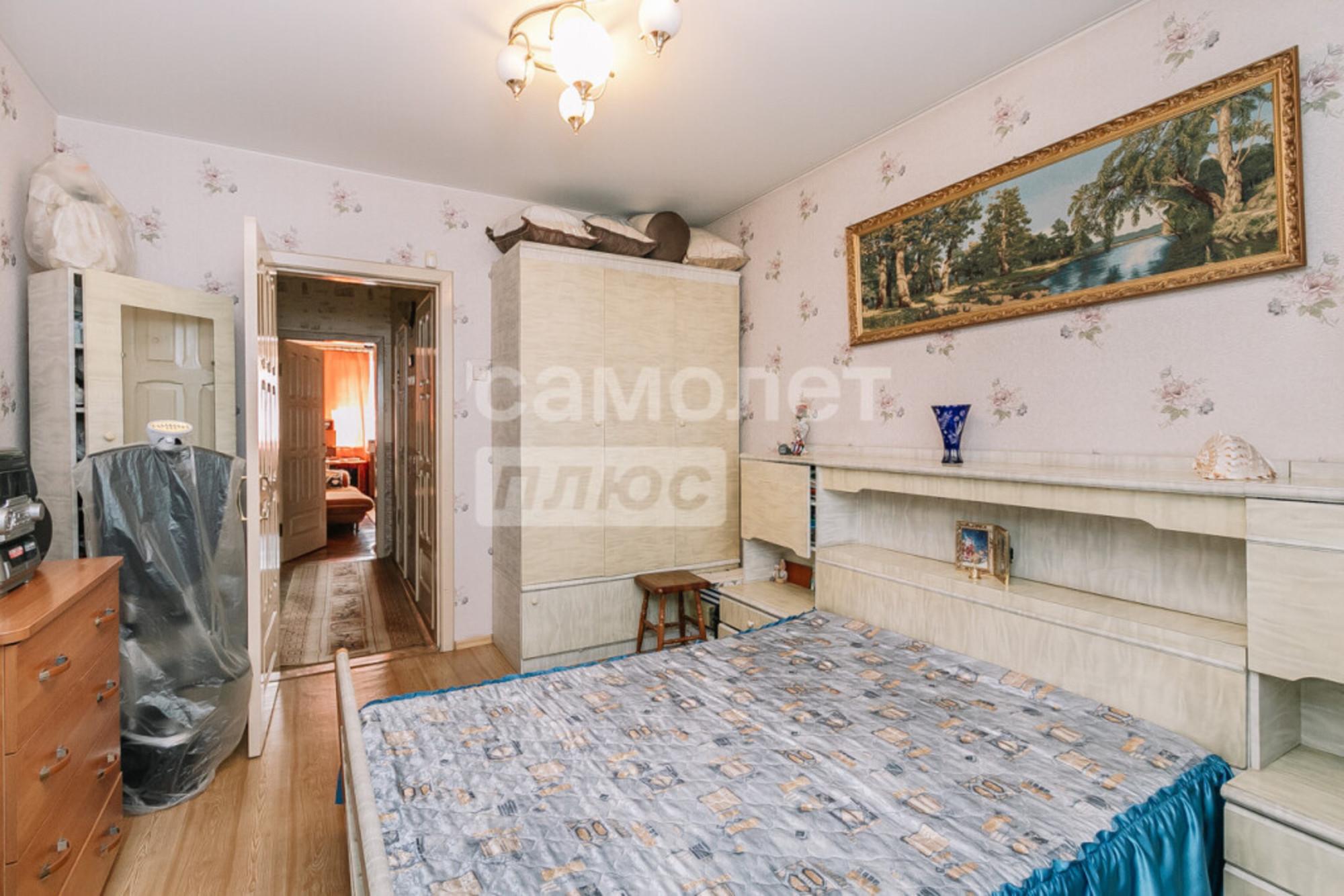 Продажа 3-комн квартиры Бориса Богаткова, 194/9