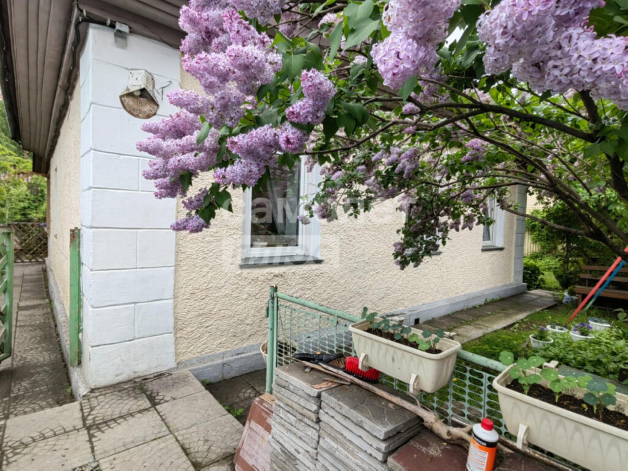 Продажа дома Ньютона, 18