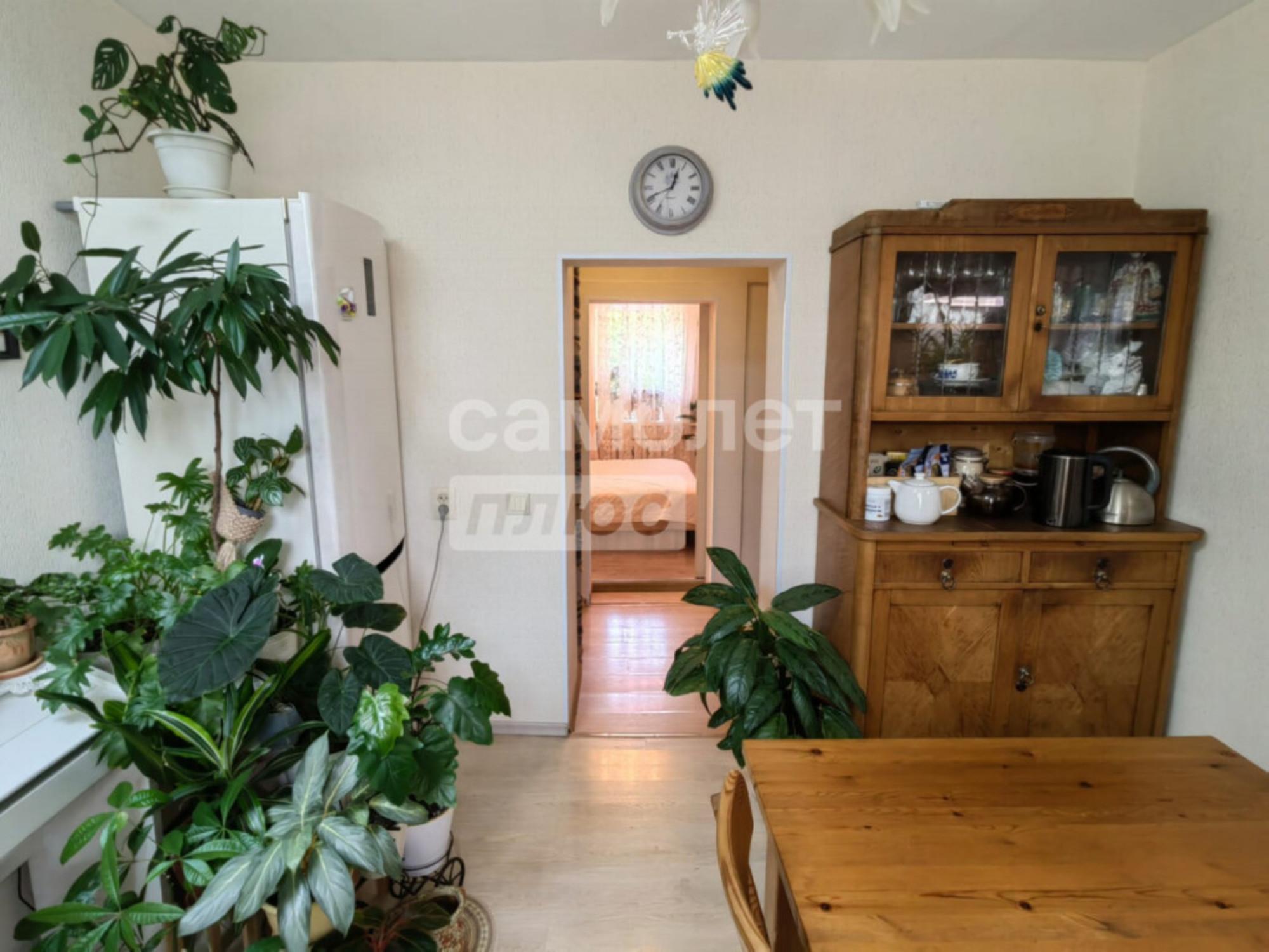 Продажа дома Ньютона, 18