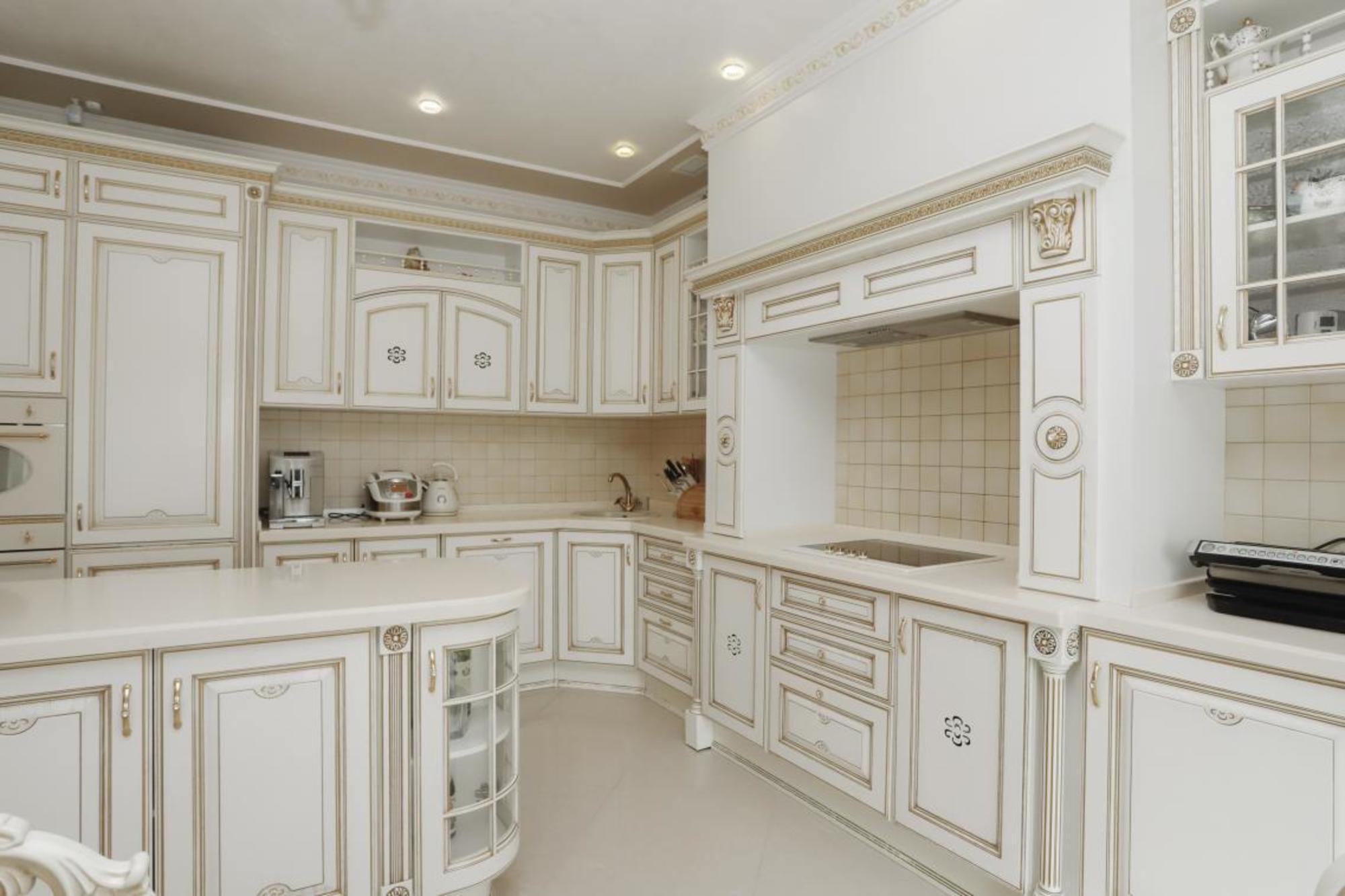Купить дачу, дом, коттедж за 59 900 000 рублей на Ржанова, 162
