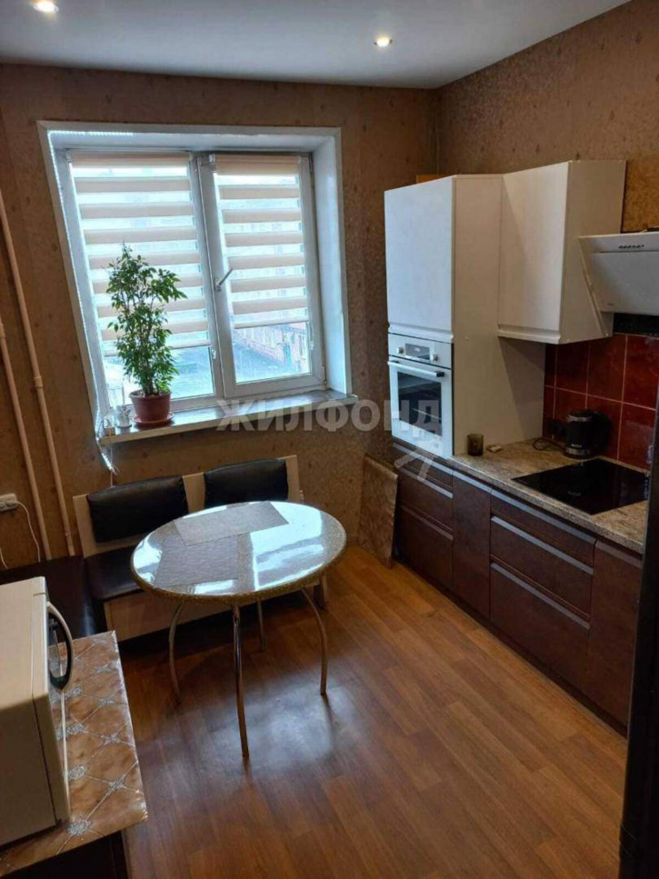 3-комн квартира Богдана Хмельницкого улица, д.5 3-комн квартира Богдана Хмельницкого улица, д.5