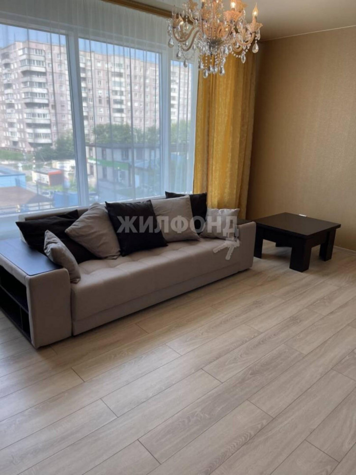 3-комн квартира Шевченко, 25