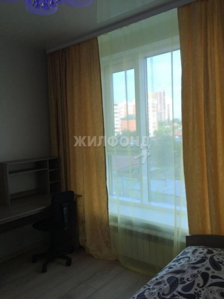 3-комн квартира Шевченко, 25