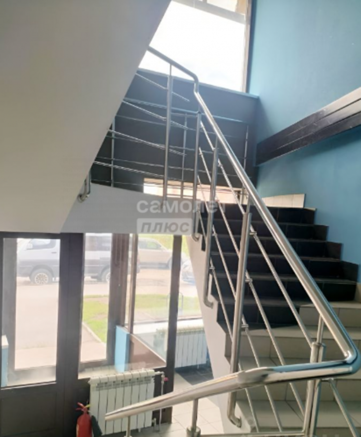 Офис Военная, 9