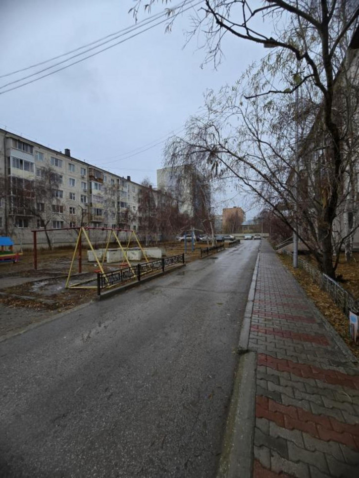 3-комн квартира Дзержинского, 22/2