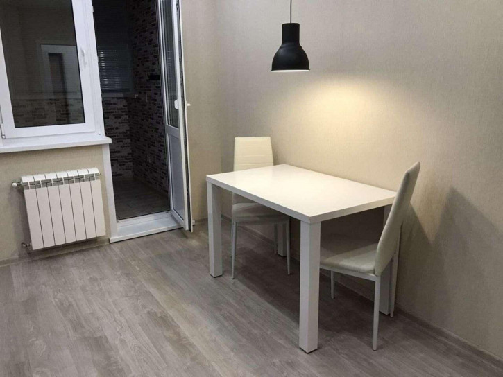 2-комн квартира Лукачева улица, 6