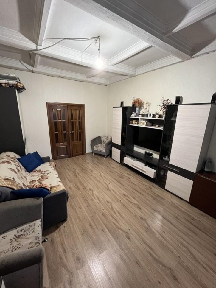 2-комн квартира Александра Матросова улица, 9