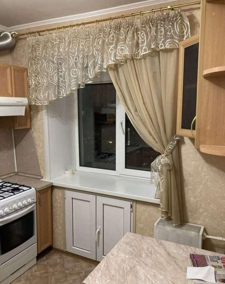 1-комн квартира Свободы улица, 16