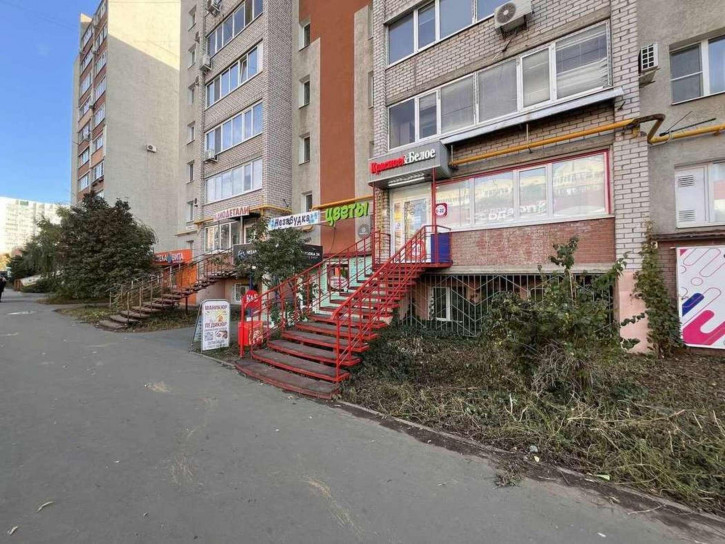 Торговое помещение Нагорная улица, 143 Торговое помещение Нагорная улица, 143