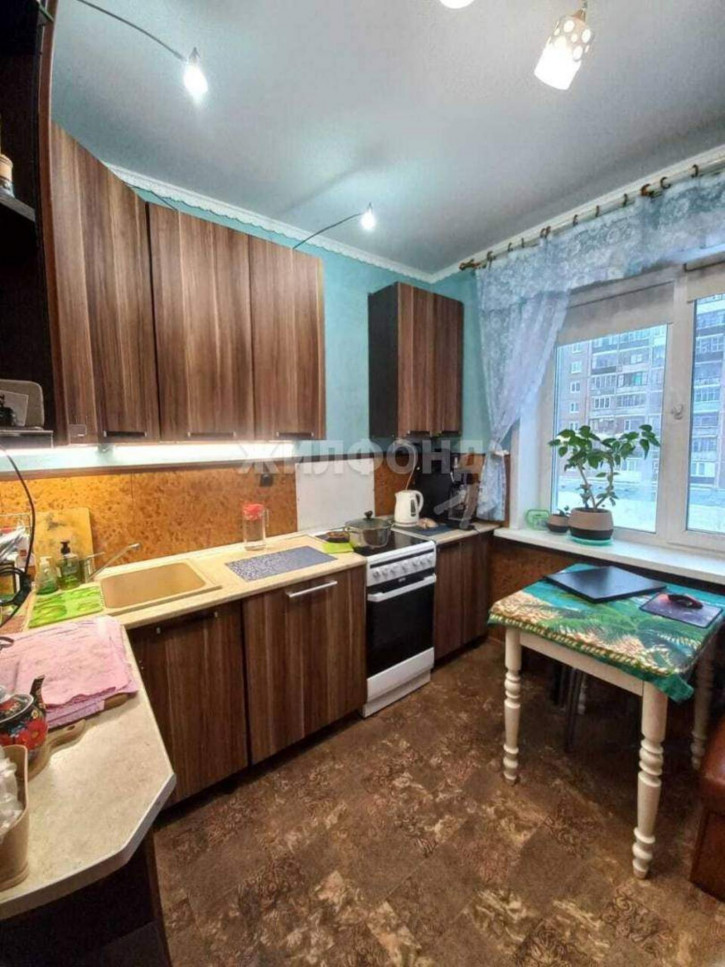 2-комн квартира Первопроходцев улица, д.1 2-комн квартира Первопроходцев улица, д.1