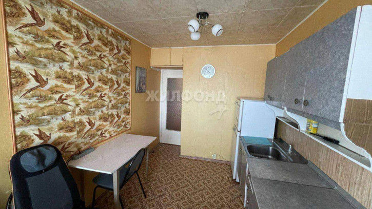 1-комн квартира Старых Большевиков улица, д.96 1-комн квартира Старых Большевиков улица, д.96