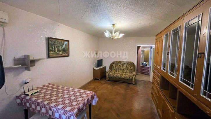 1-комн квартира Старых Большевиков улица, д.96 1-комн квартира Старых Большевиков улица, д.96