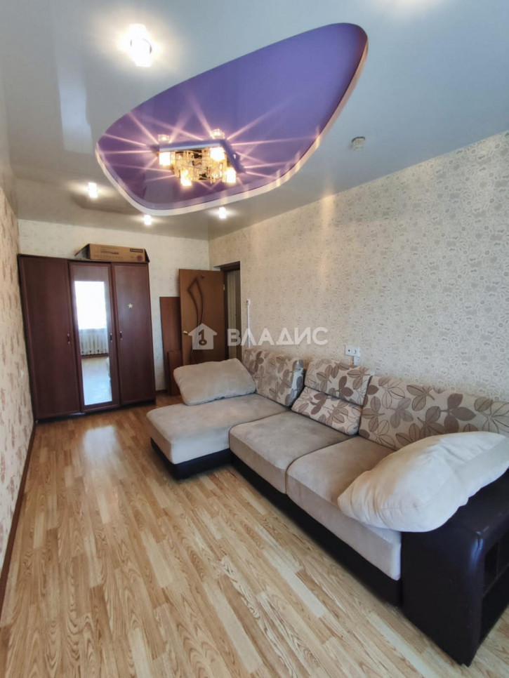 2-комн квартира улица Верхняя Дуброва