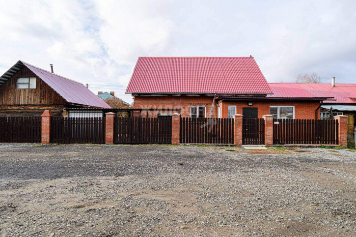 Коттедж/дом Урожайная улица