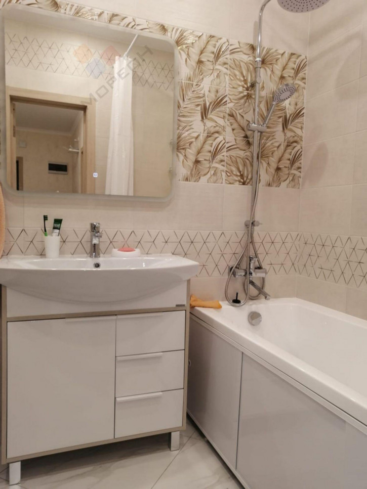2-комн квартира Береговая, 1к8