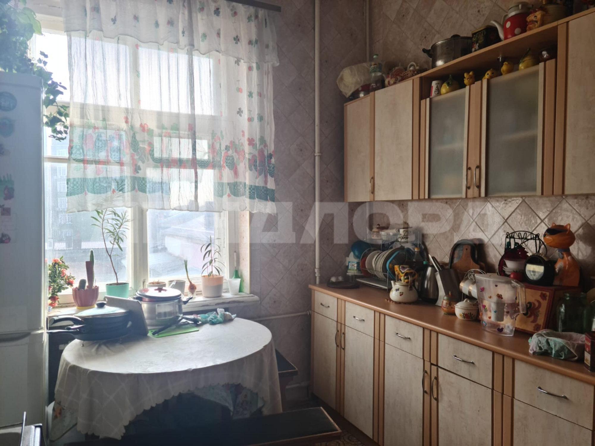 Купить комнату за 2 400 000 рублей на улица Максима Горького, 34/72