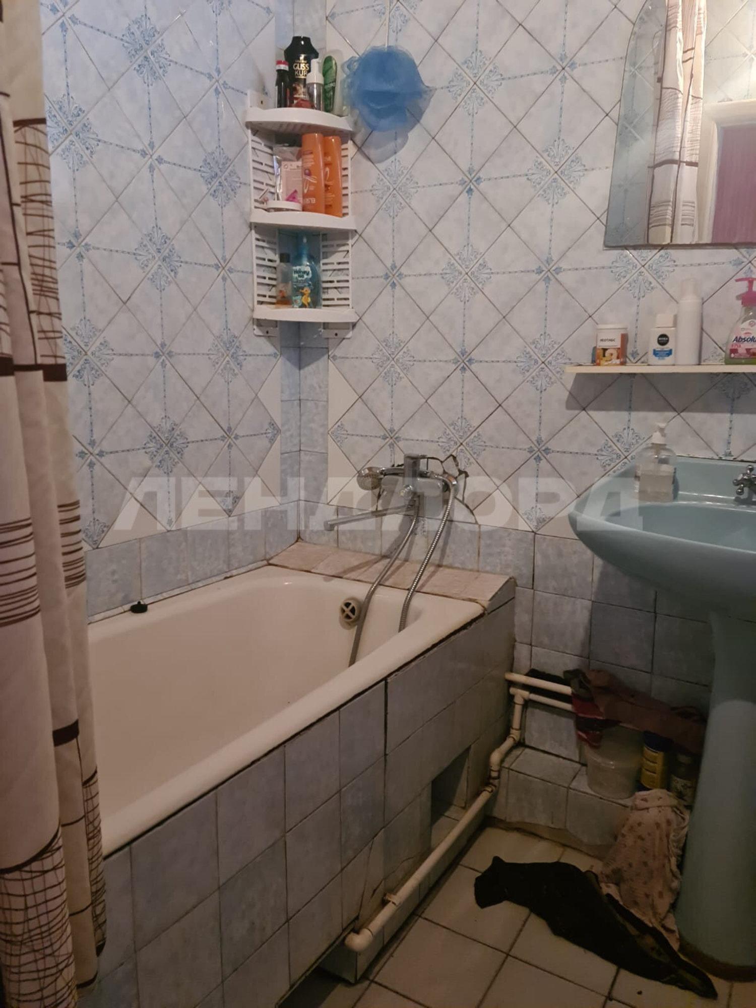 Купить комнату за 2 400 000 рублей на улица Максима Горького, 34/72
