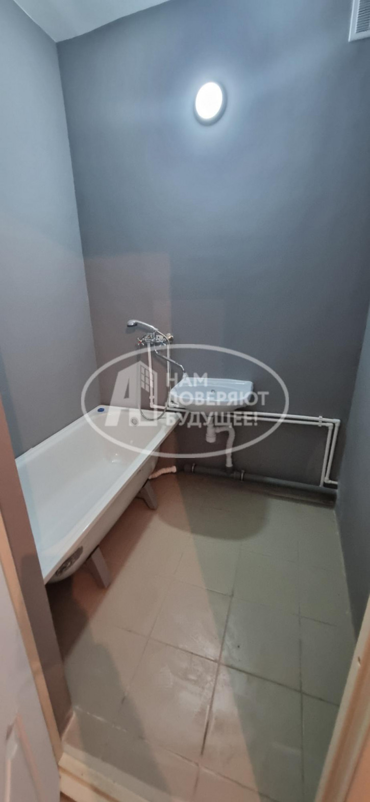 3-комн квартира улица Францева, 15