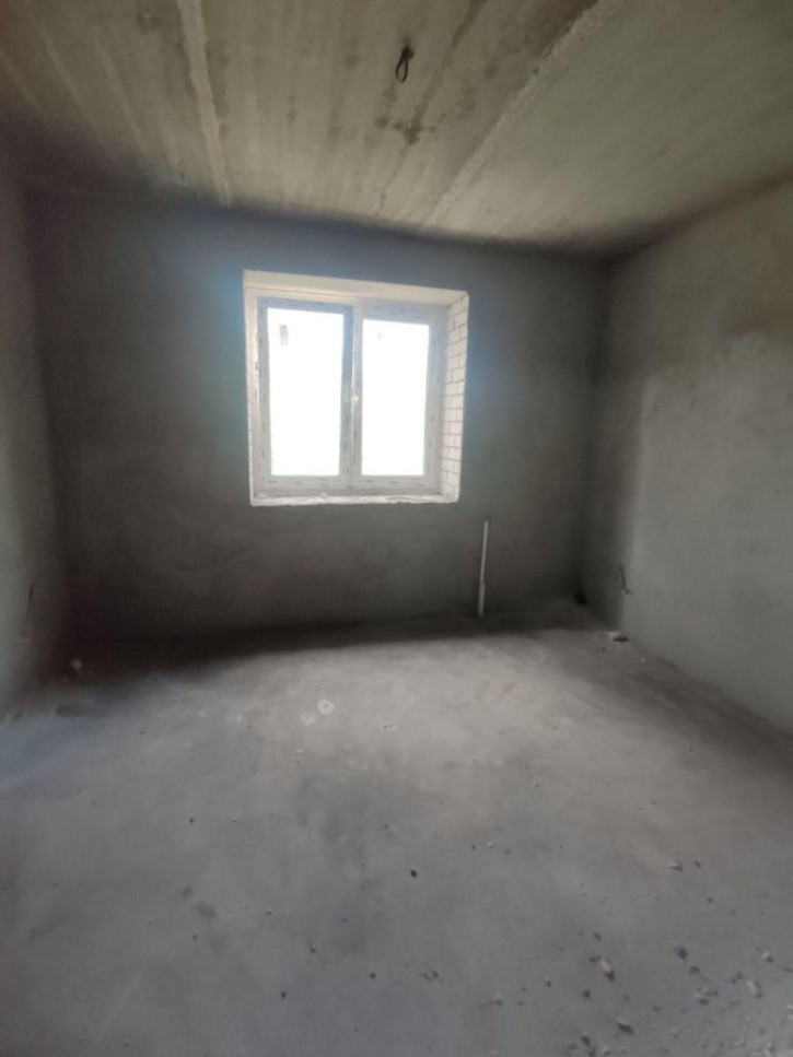 3-комн квартира в новом доме Парижской Коммуны ул, 55