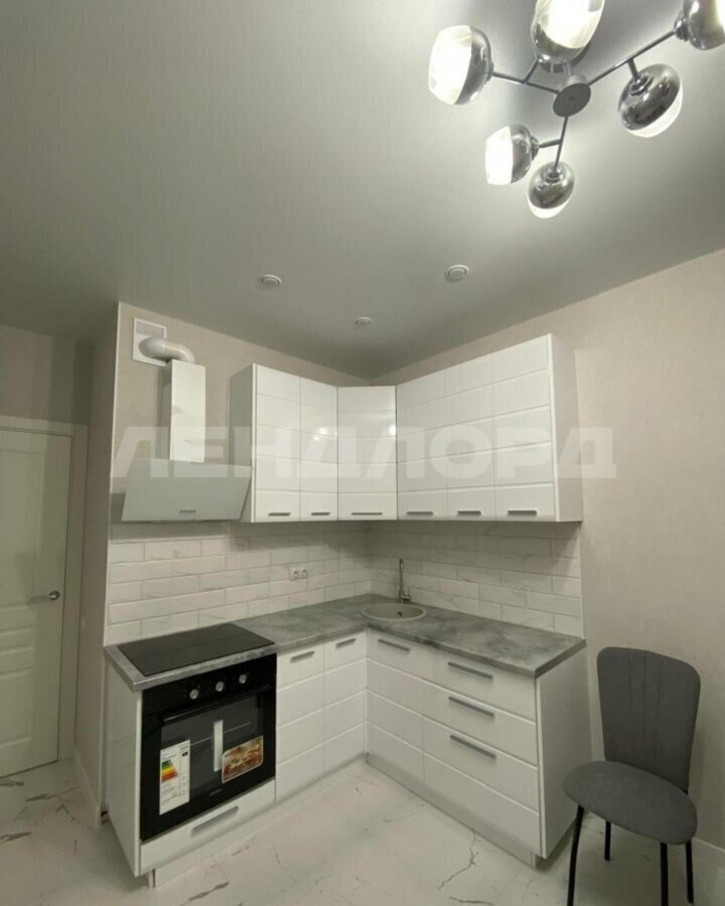 2-комн квартира Горсоветская улица, 49с1