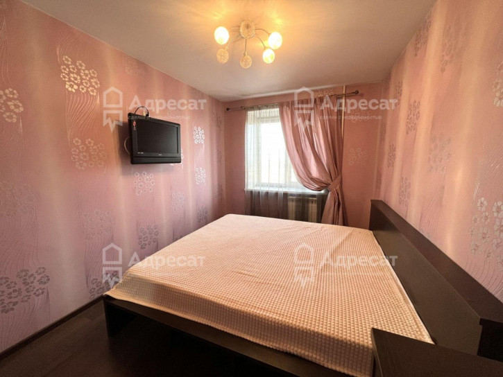 2-комн квартира Улица им. Батова,  д.5