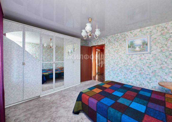 5-комн квартира Сибиряков-Гвардейцев улица, д.23/1 5-комн квартира Сибиряков-Гвардейцев улица, д.23/1