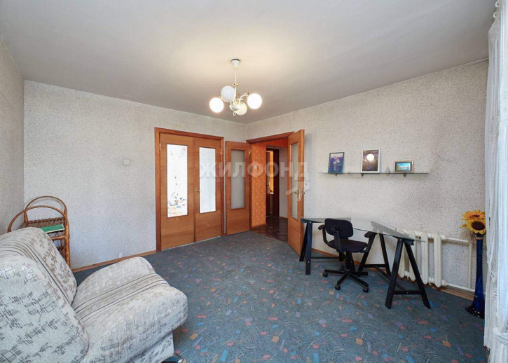 5-комн квартира Сибиряков-Гвардейцев улица, д.23/1