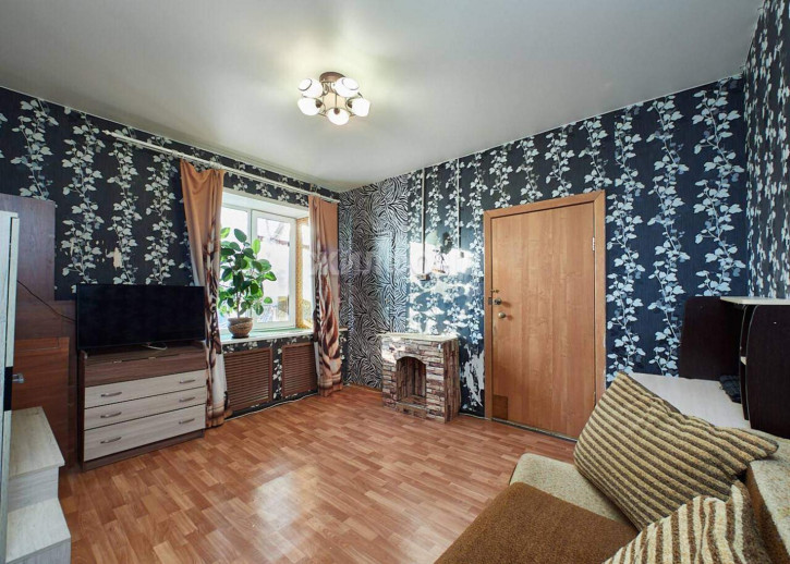 3-комн квартира Красина улица, д.72