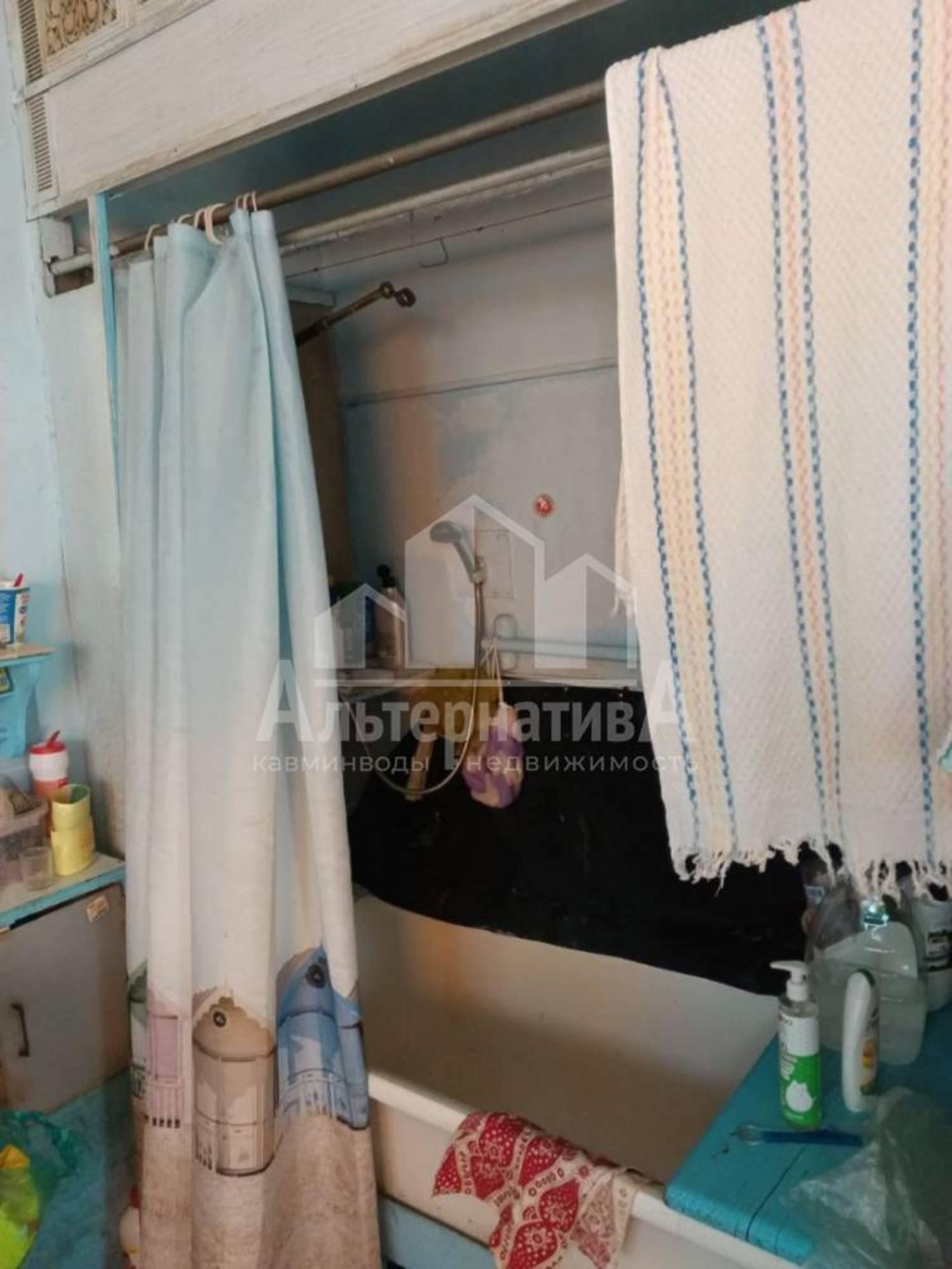 Купить дачу, дом, коттедж за 12 000 000 рублей на Школьная ул.