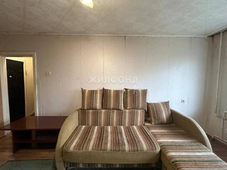 1-комн квартира Есенина, 21