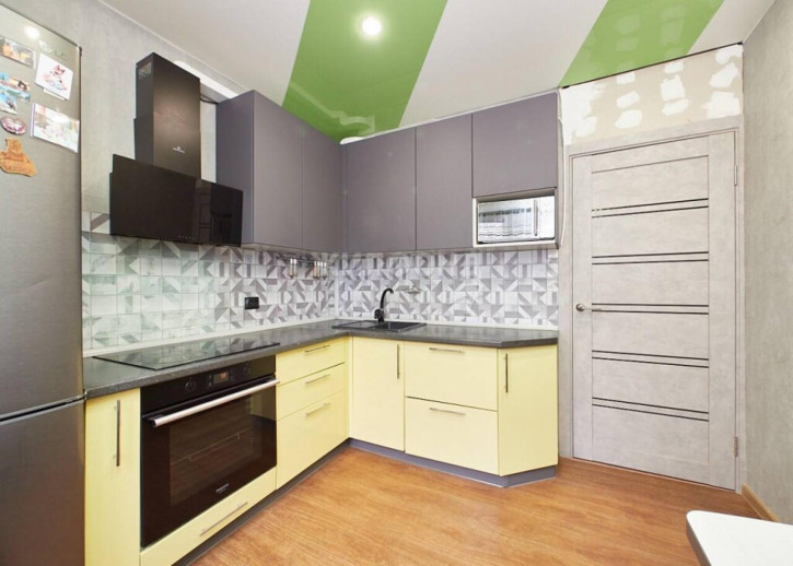 3-комн квартира Есенина, 8/1