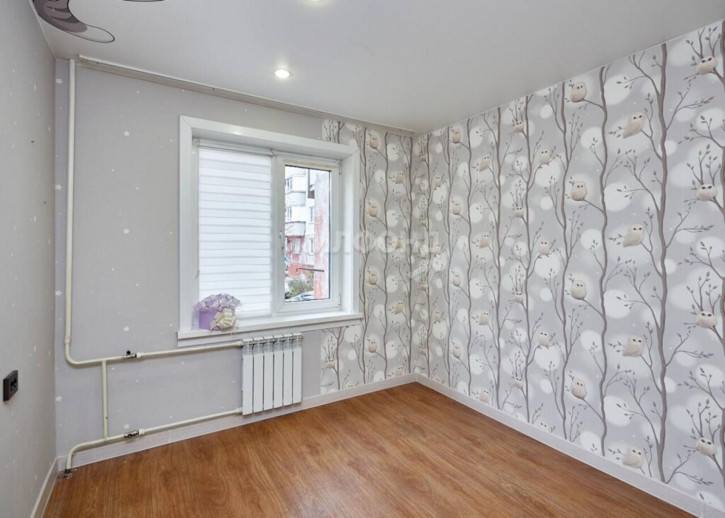 3-комн квартира Есенина, 8/1