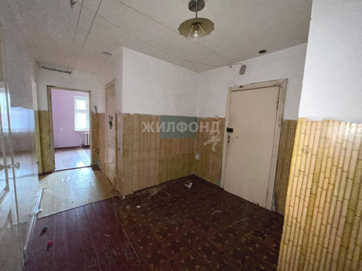 4-комн квартира Объединения, 22