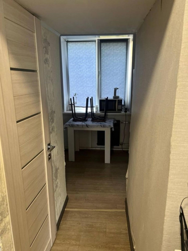 3-комн квартира Свободы улица, 100