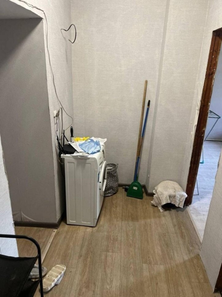 3-комн квартира Свободы улица, 100