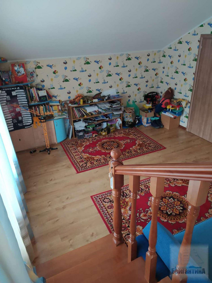 Коттедж/дом Усть-Каменогорская улица, 37