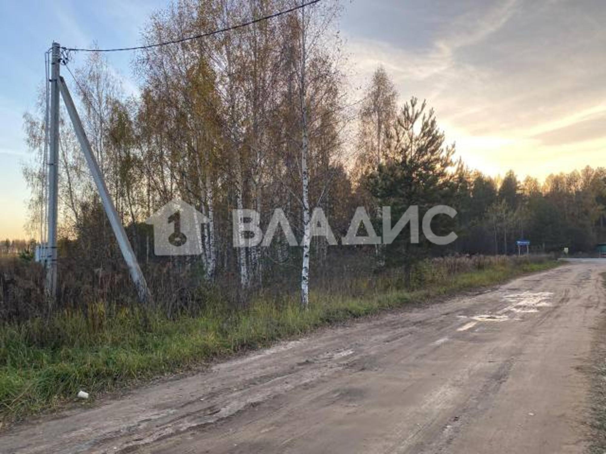 Купить землю, земельный участок за 300 000 рублей