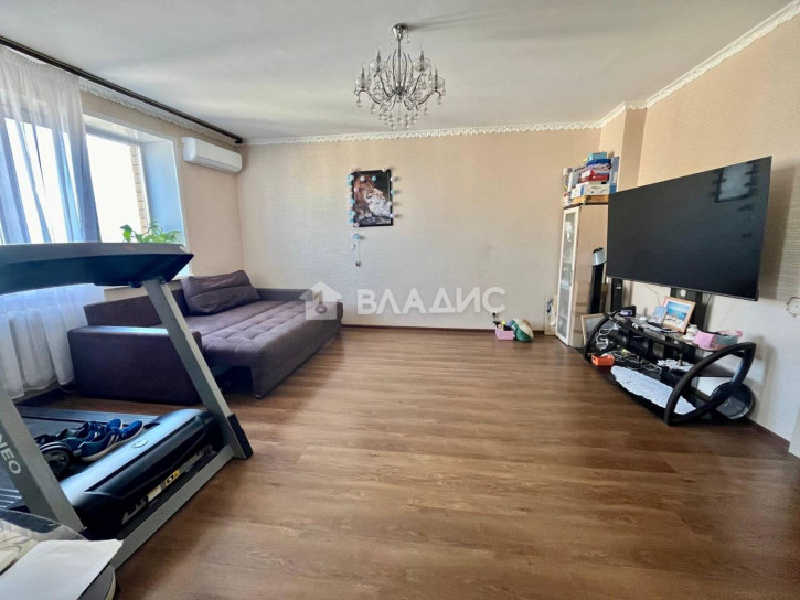 3-комн квартира улица Институтский городок