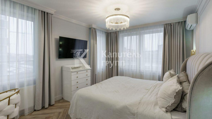 3-комн квартира улица Газовиков, 34