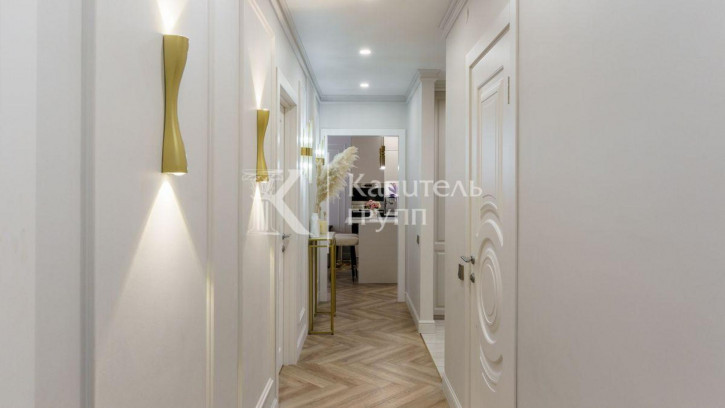3-комн квартира улица Газовиков, 34