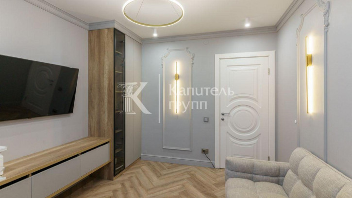 3-комн квартира улица Газовиков, 34
