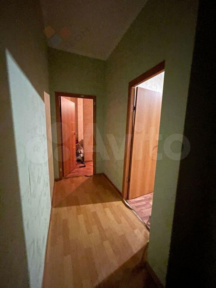 3-комн квартира Калинина ул, 128