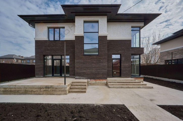 Коттедж/дом Мариупольская ул, 2/3