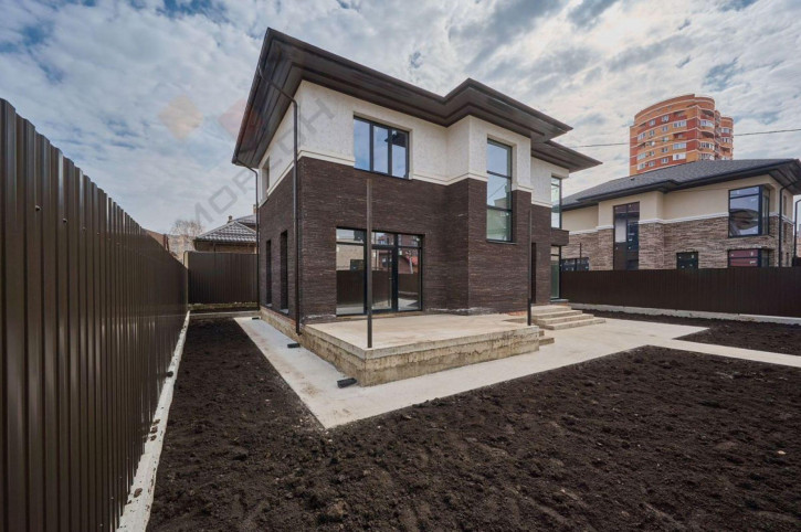 Коттедж/дом Мариупольская ул, 2/3