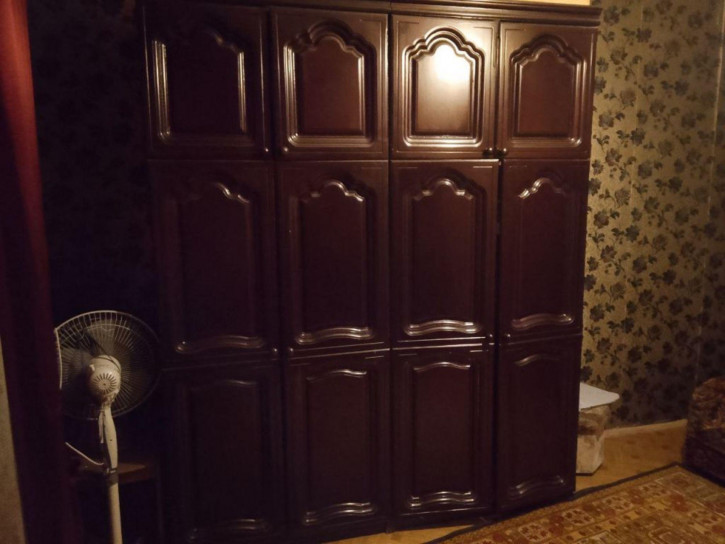 4-комн квартира ДСК мкр, 3